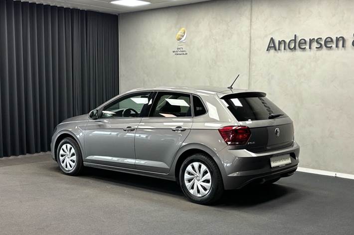 Grå VW Polo fra 2018
