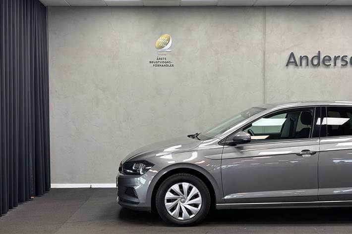 Grå VW Polo fra 2018