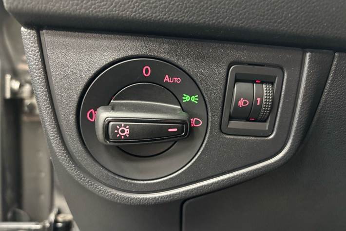 Grå VW Polo fra 2018