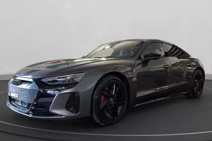 Grå Audi e-tron GT fra 2023