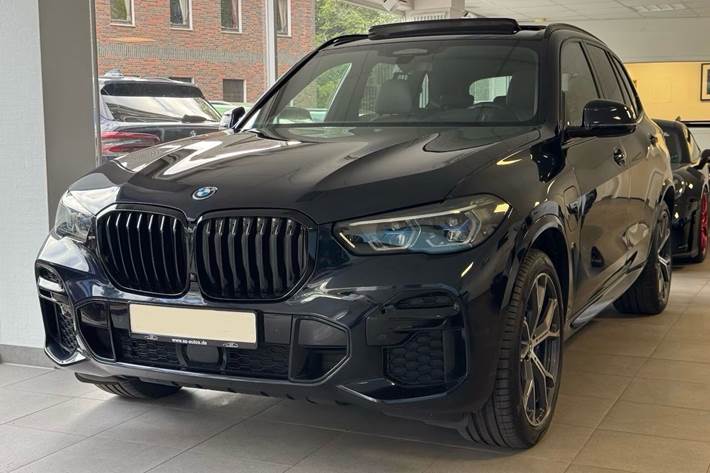 Sort BMW X5 fra 2022