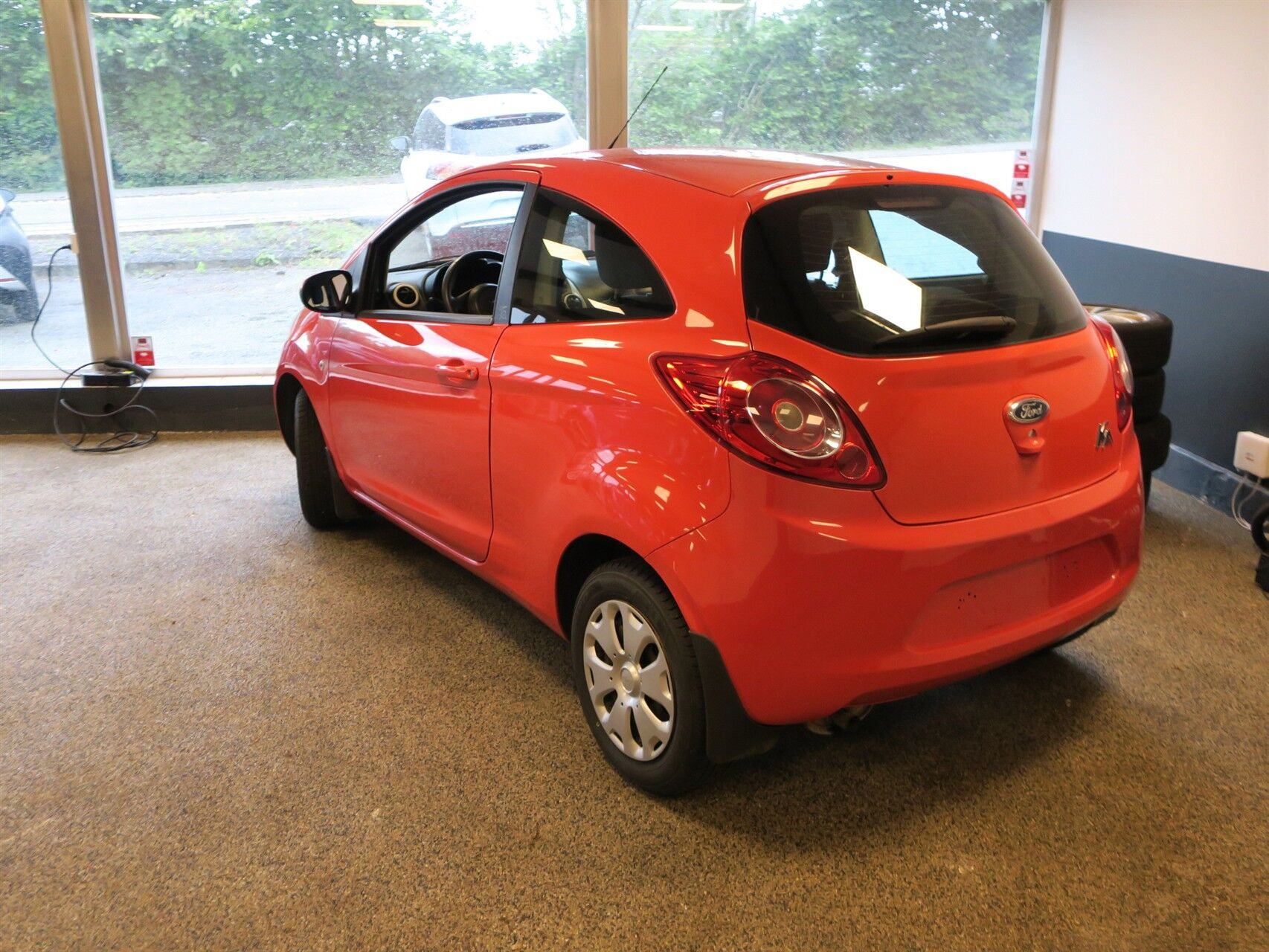 Rød Ford Ka fra 2011