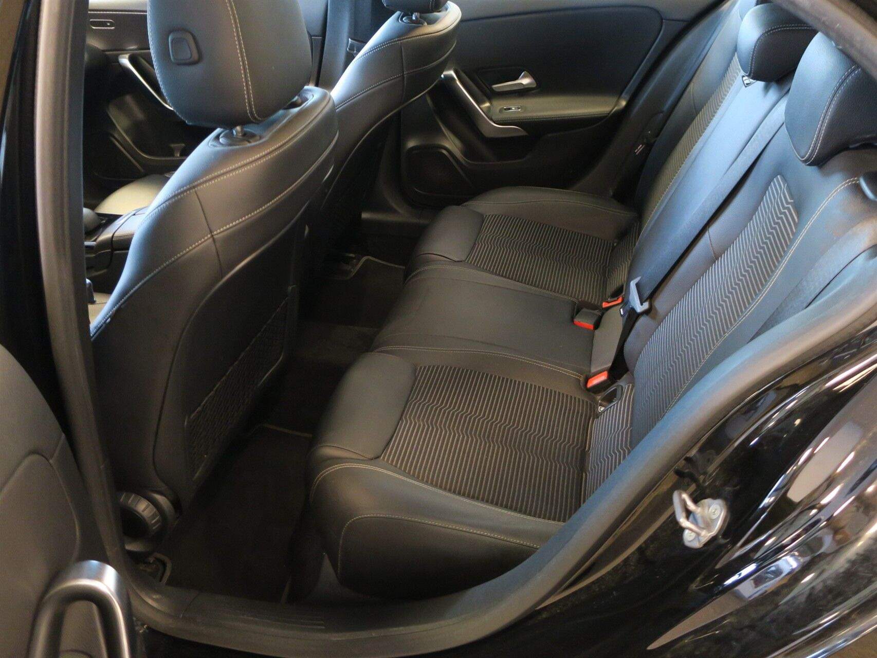 Sort Mercedes A200 fra 2019