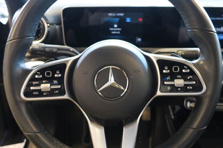 Sort Mercedes A200 fra 2019