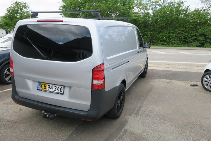 Grå Mercedes Vito fra 2015