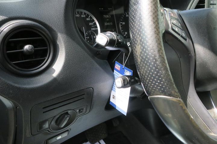 Grå Mercedes Vito fra 2015