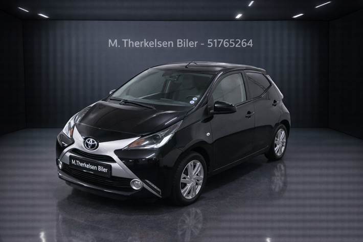 Sort Toyota Aygo fra 2017