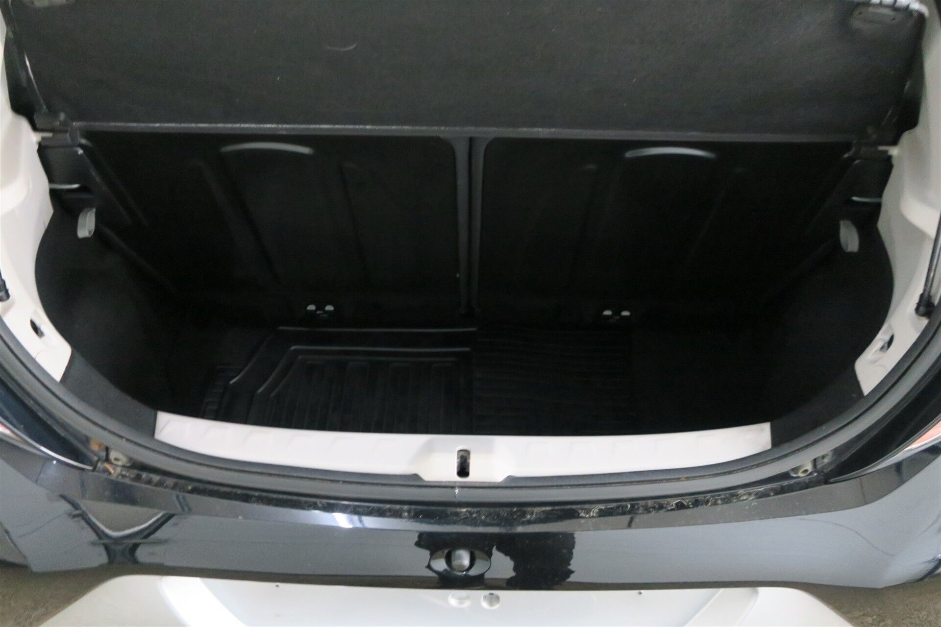 Sort Toyota Aygo fra 2017