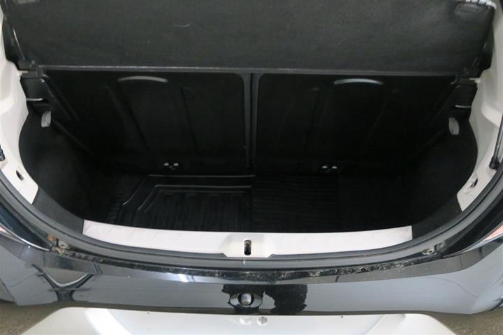Sort Toyota Aygo fra 2017