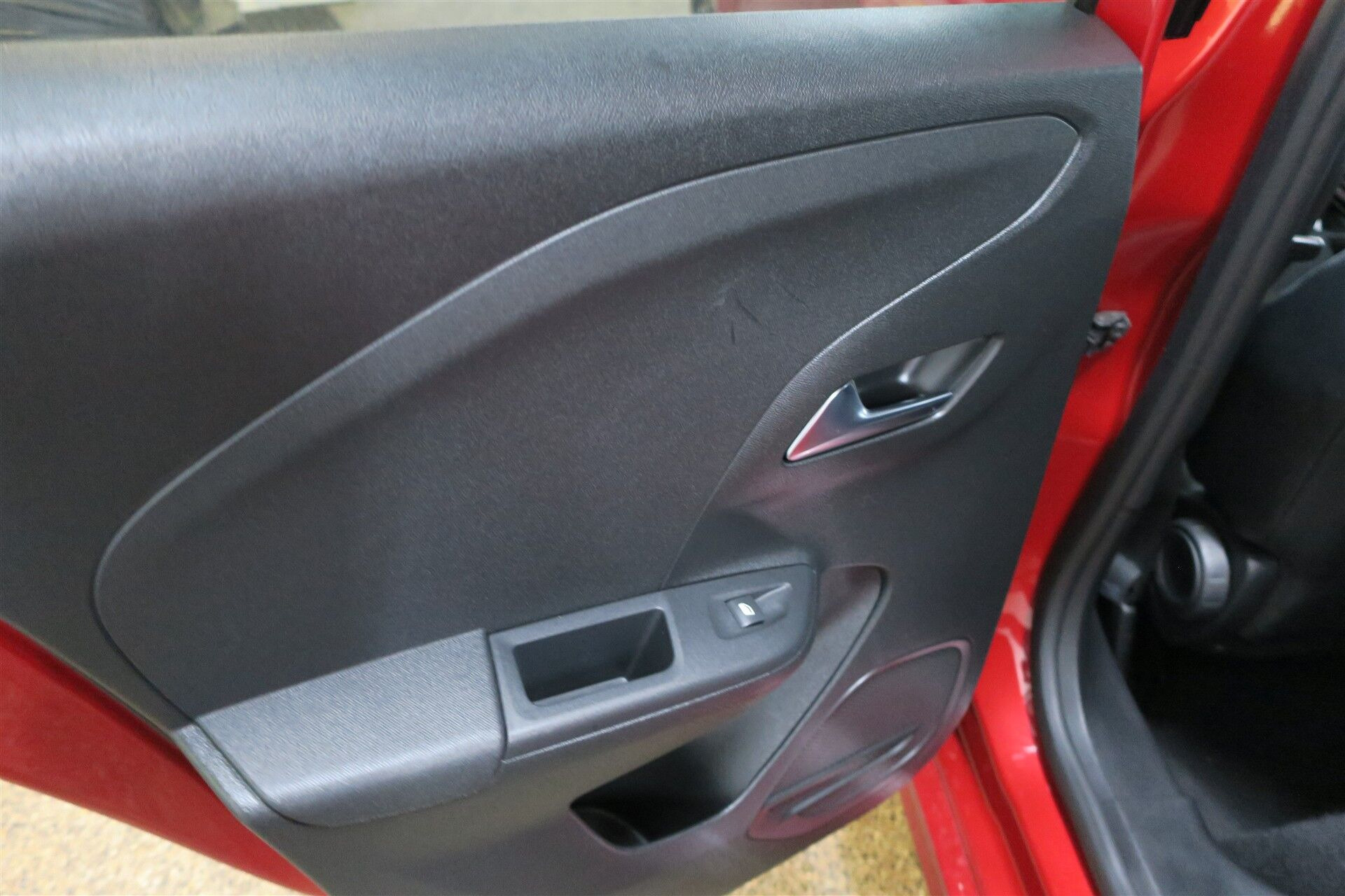Rød Opel Corsa fra 2020
