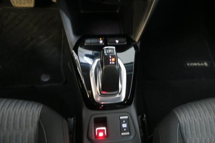 Grå Opel Corsa-e fra 2020
