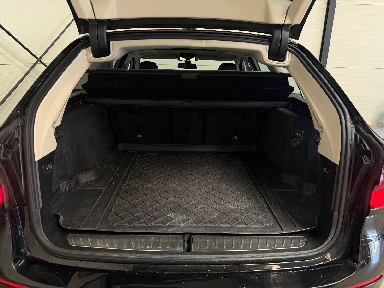 Sort BMW 530i fra 2021