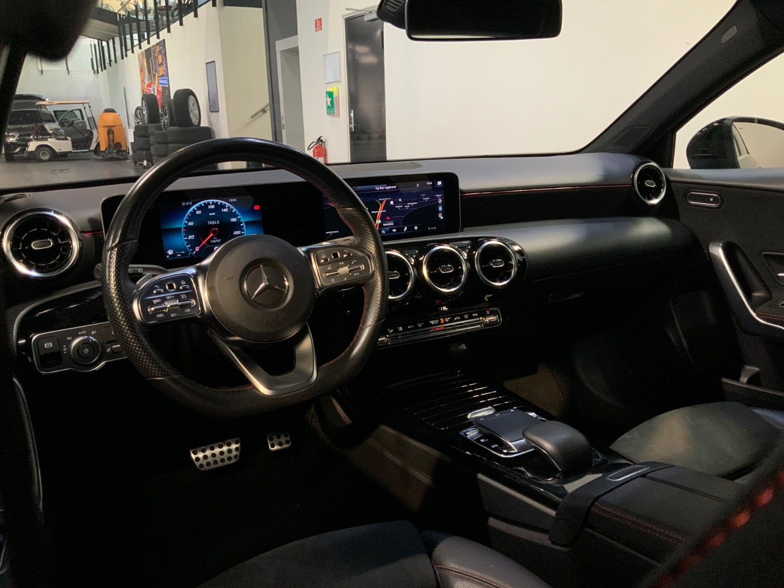 Sort Mercedes A200 fra 2019