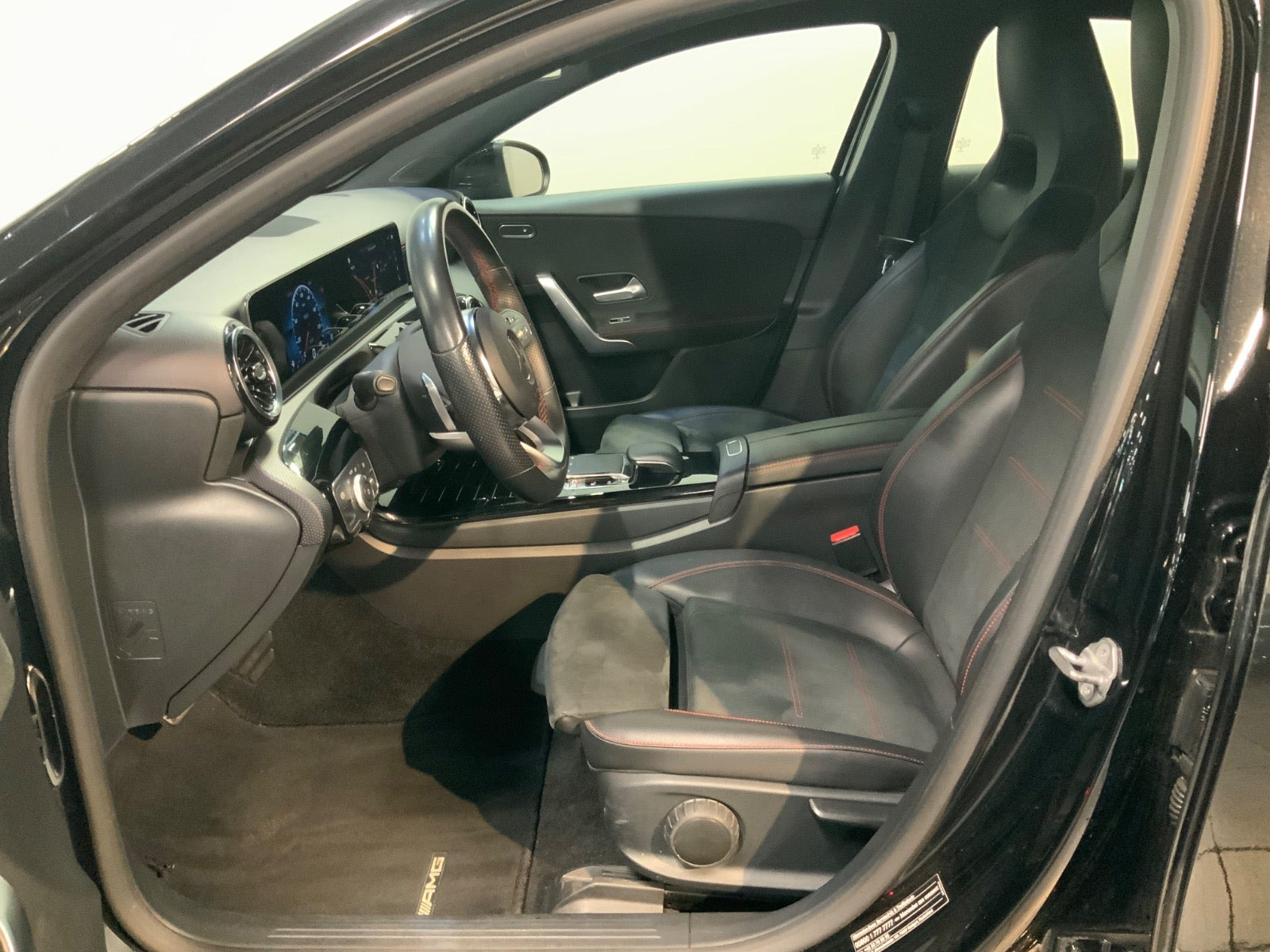 Sort Mercedes A200 fra 2019