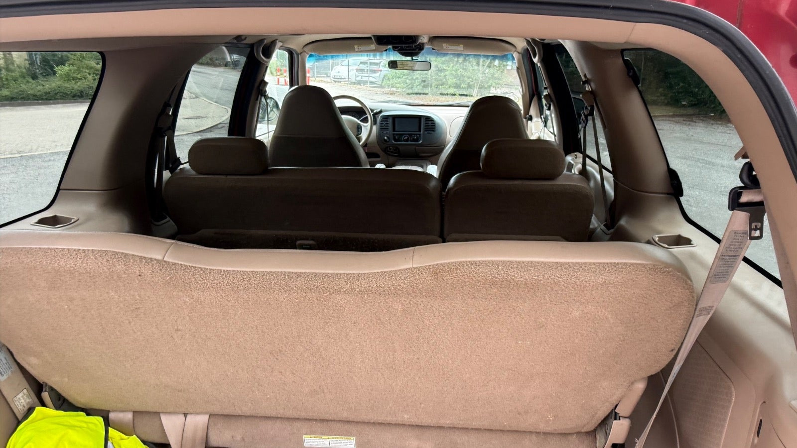 undefined Ford Expedition fra 1998 set indefra