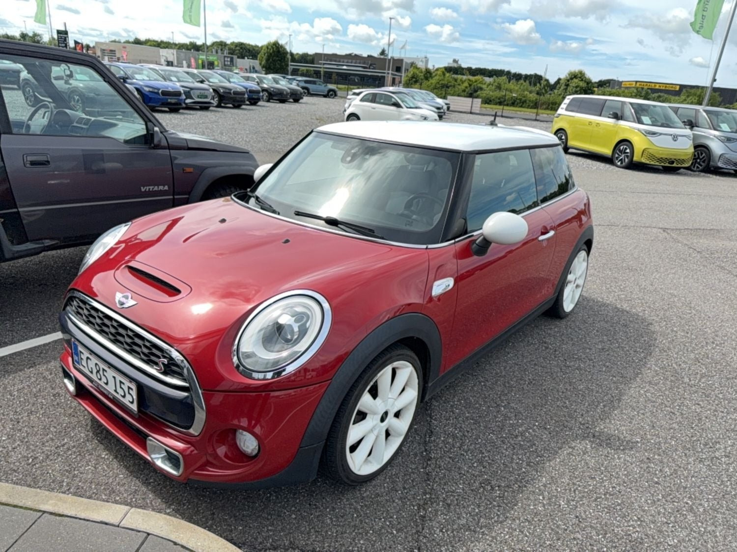 undefined Mini Cooper SD fra 2015 set udefra