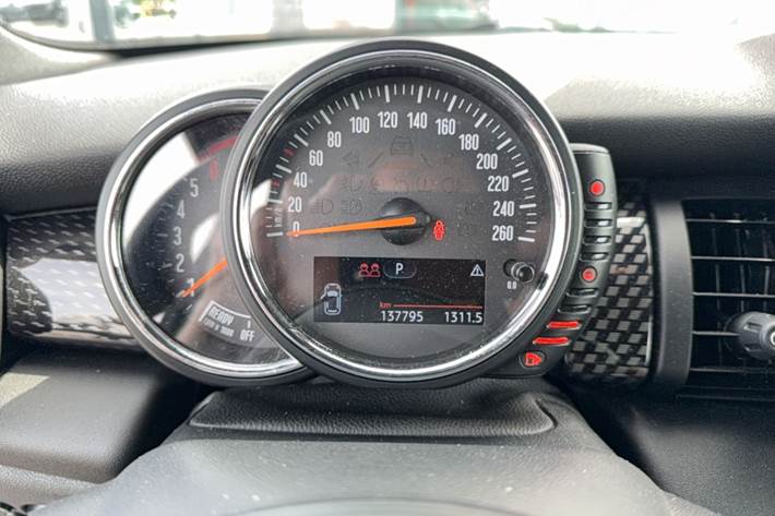 undefined Mini Cooper SD fra 2015