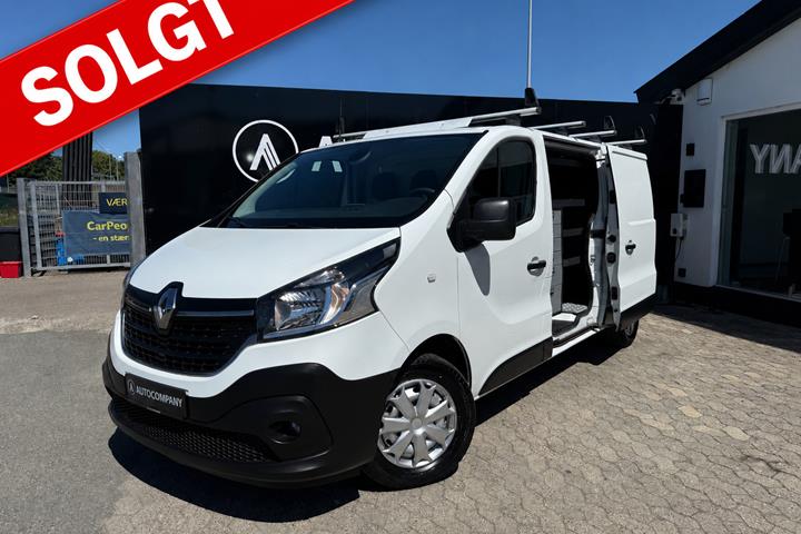 Hvid Renault Trafic T29 fra 2021
