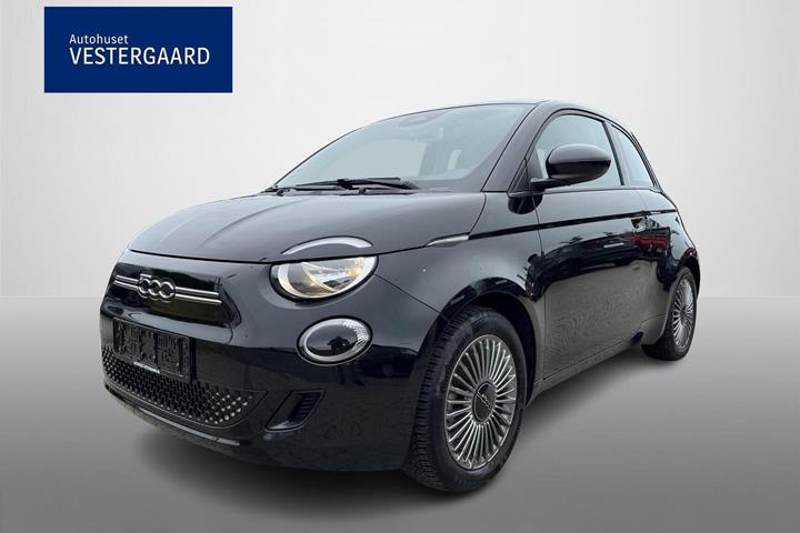 Sort Fiat 500e fra 2022 set udefra