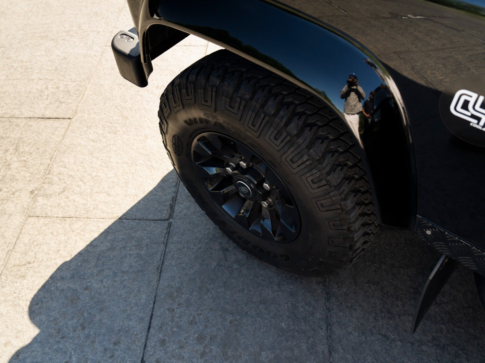 Sort Land Rover Defender 90 fra 2013