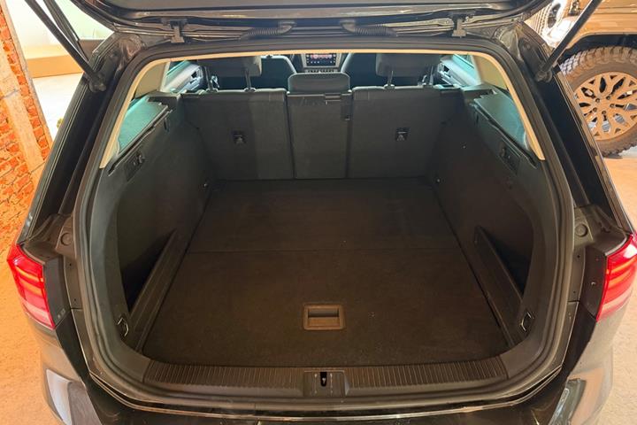 undefined VW Passat fra 2018