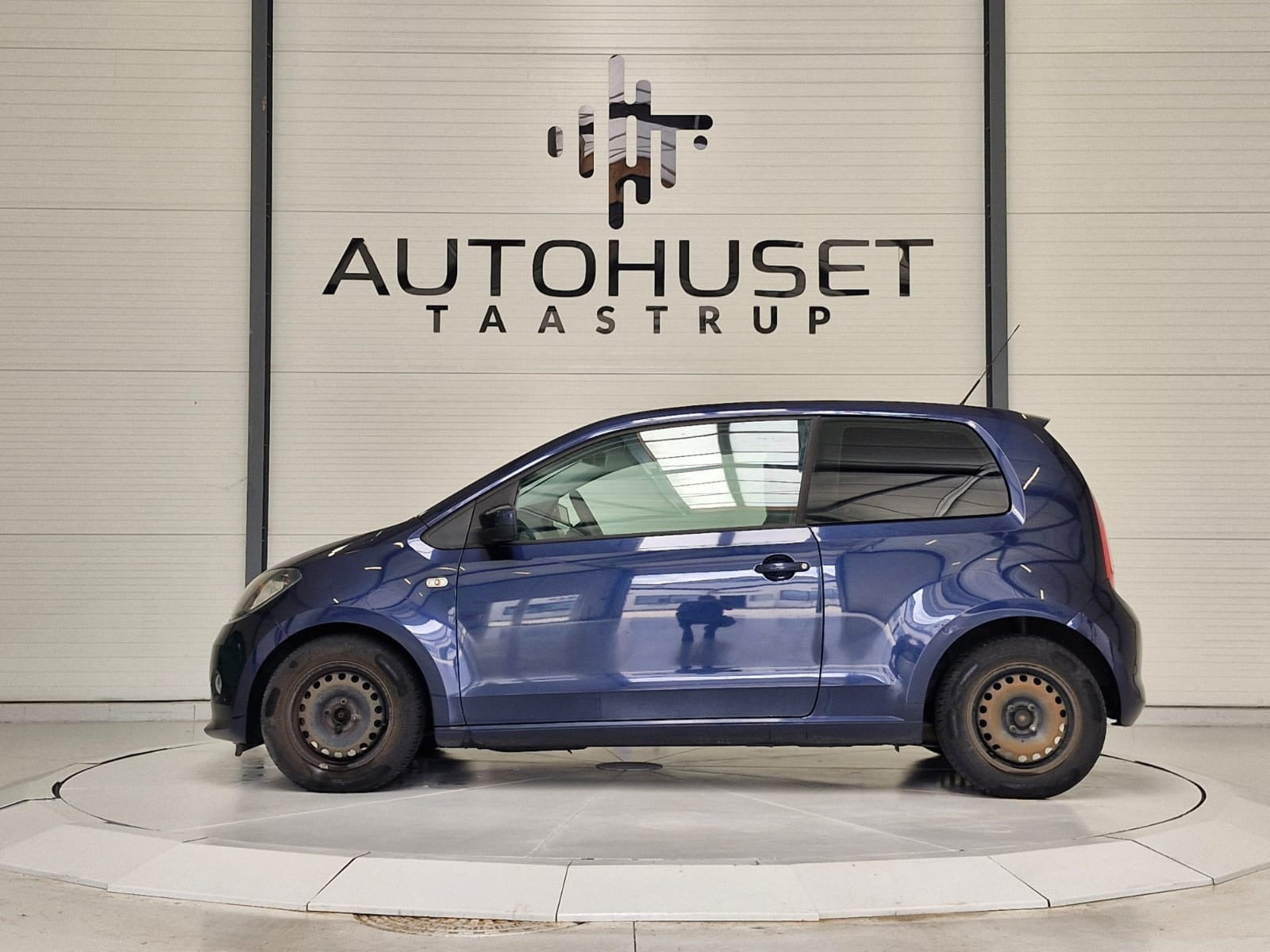 Blå Skoda Citigo fra 2013