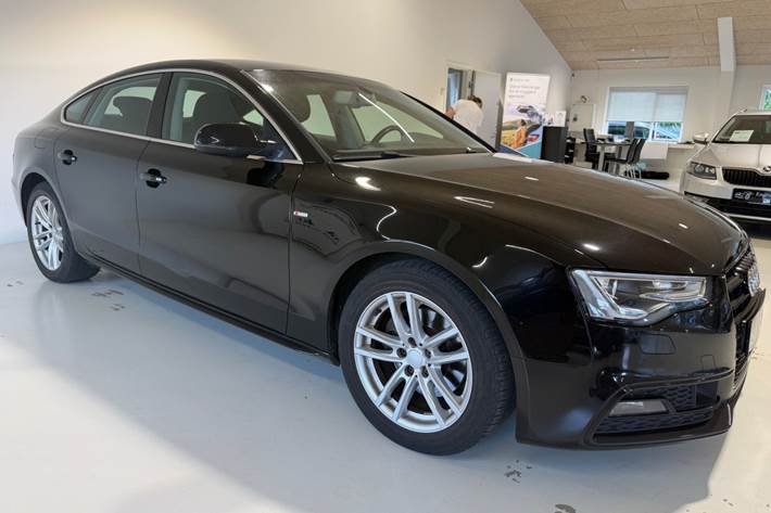 Sort Audi A5 fra 2016