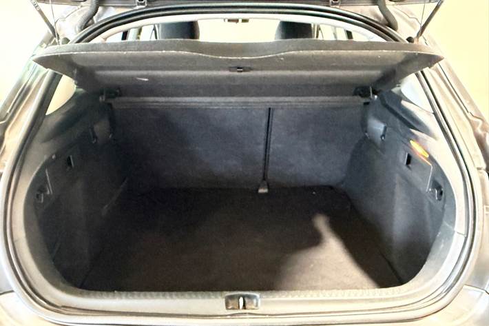 Grå Citroën C4 fra 2016