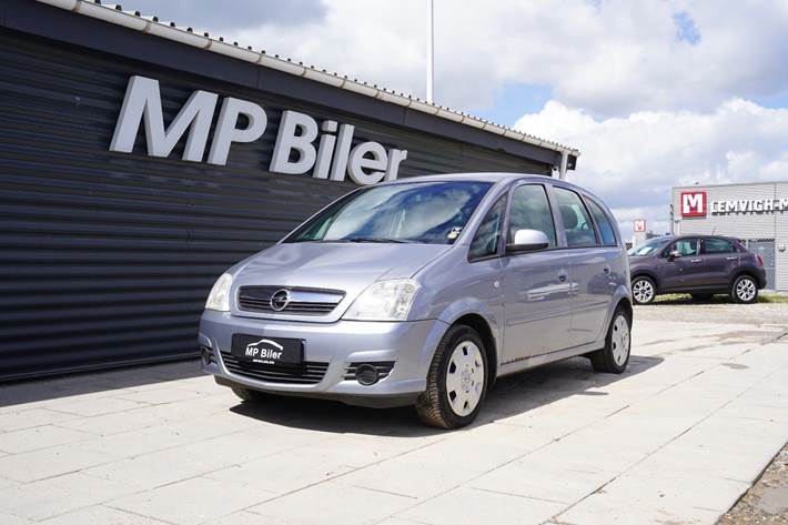 Blå Opel Meriva fra 2007