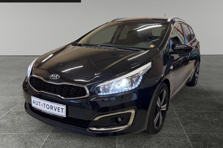 Sort Kia Ceed fra 2016 set udefra