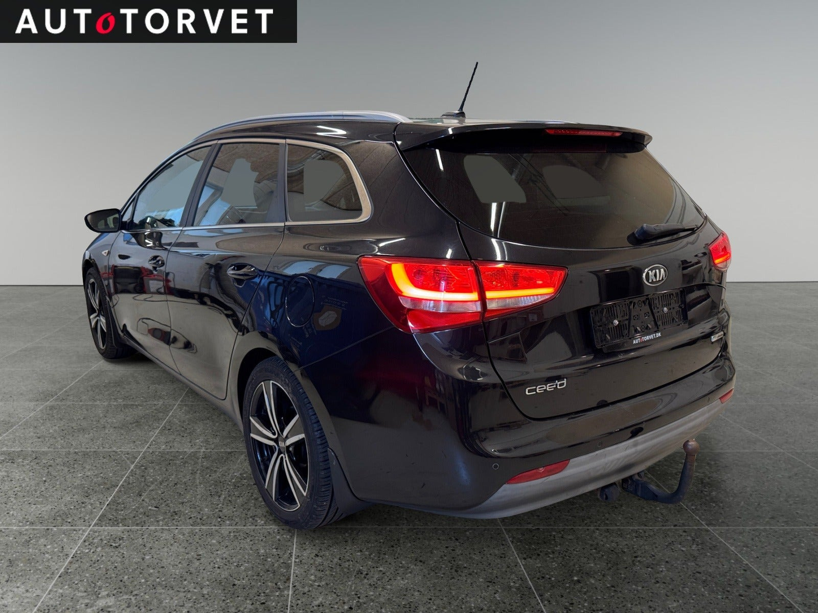 Sort Kia Ceed fra 2016