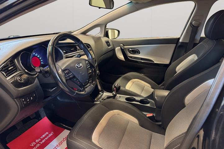 Sort Kia Ceed fra 2016