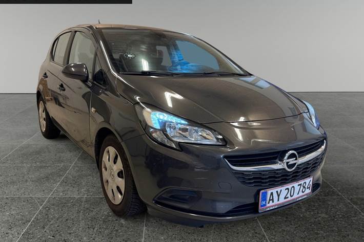 Grå Opel Corsa fra 2015