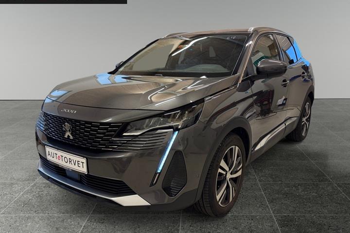 Grå Peugeot 3008 fra 2021 set udefra