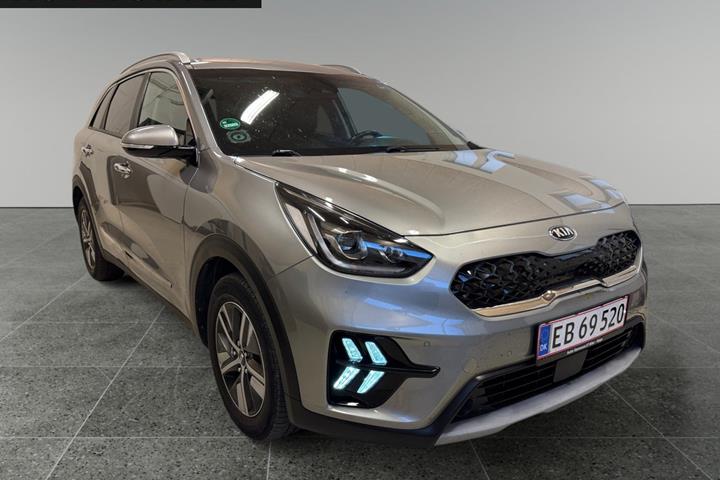 Grå Kia Niro fra 2020