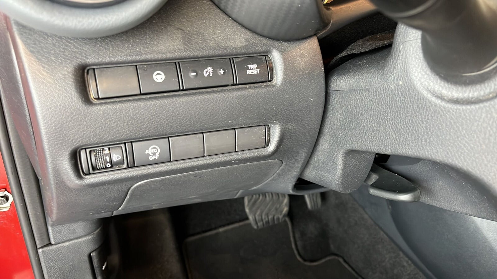 Rød Nissan Juke fra 2021