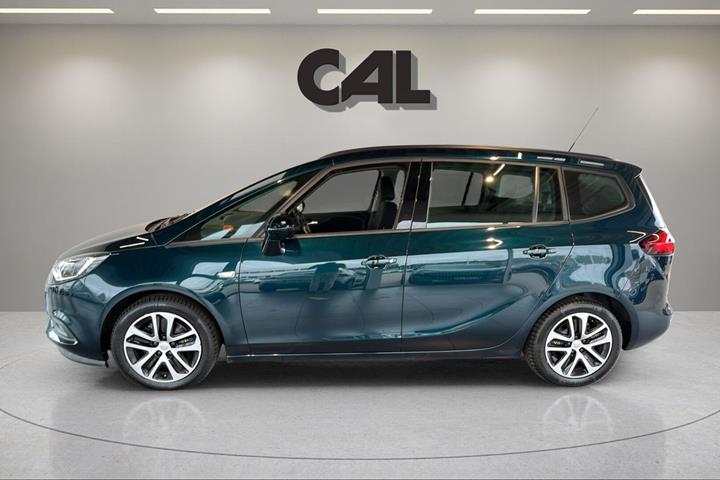 Blå Opel Zafira Tourer fra 2018