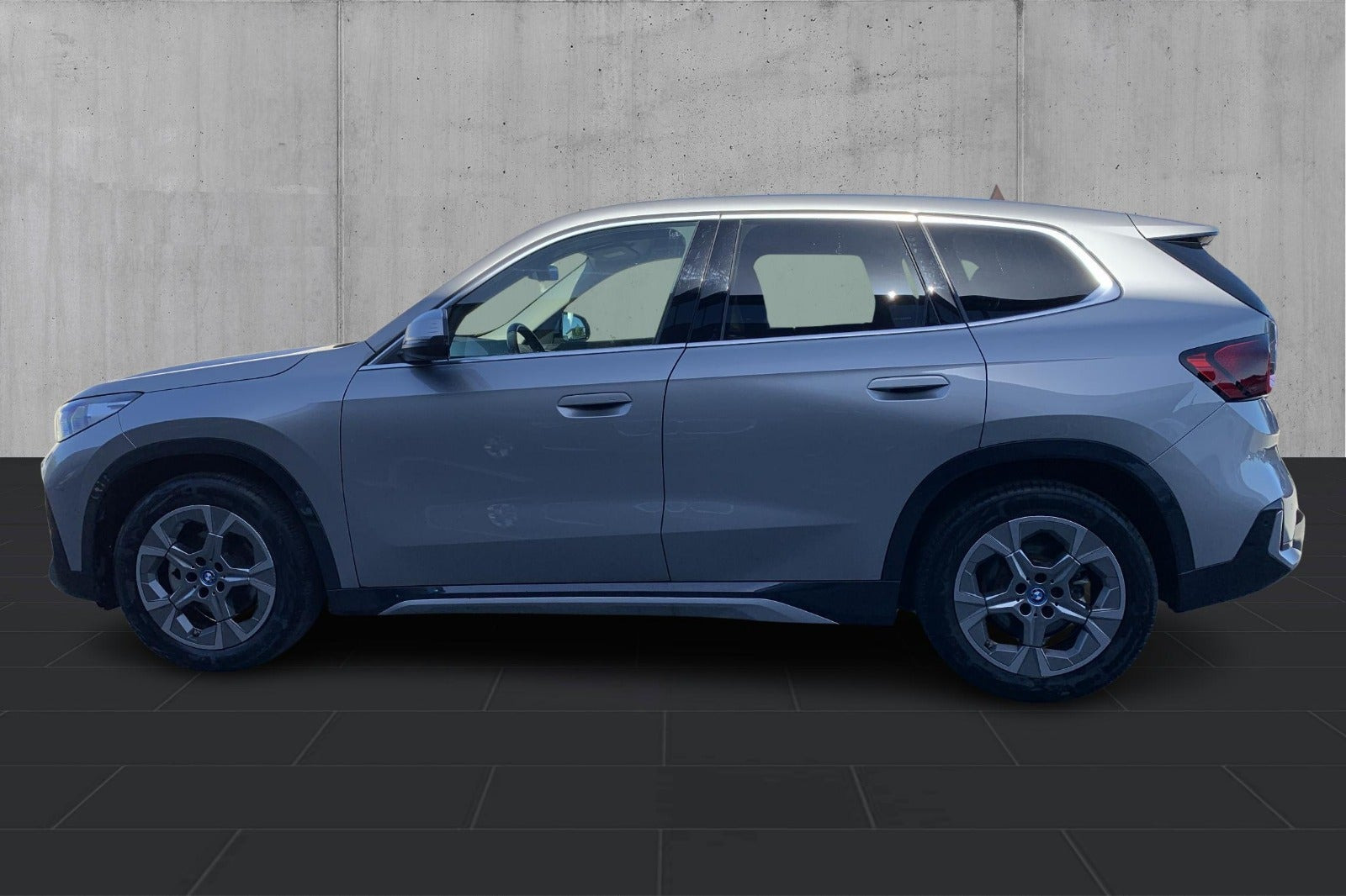 undefined BMW iX1 fra 2024