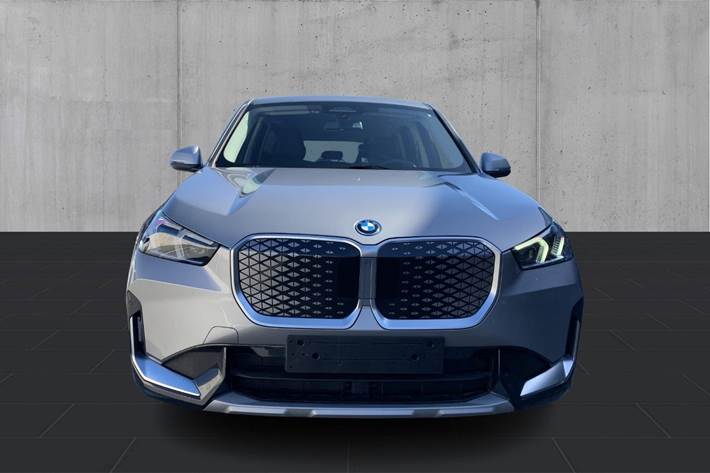 undefined BMW iX1 fra 2024