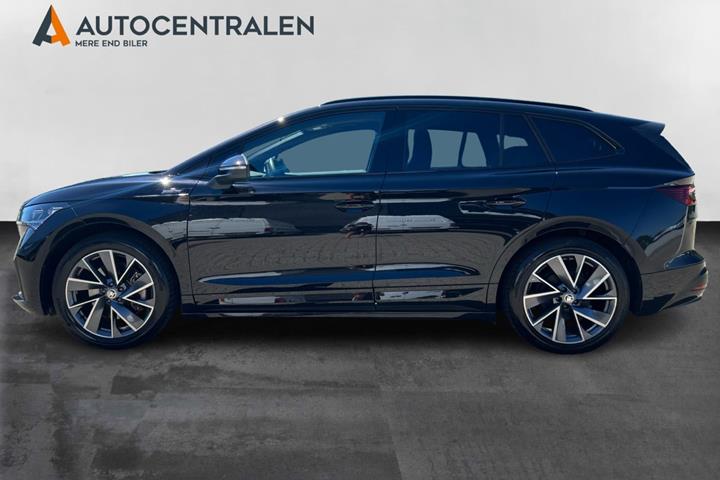Sort Skoda Enyaq fra 2025