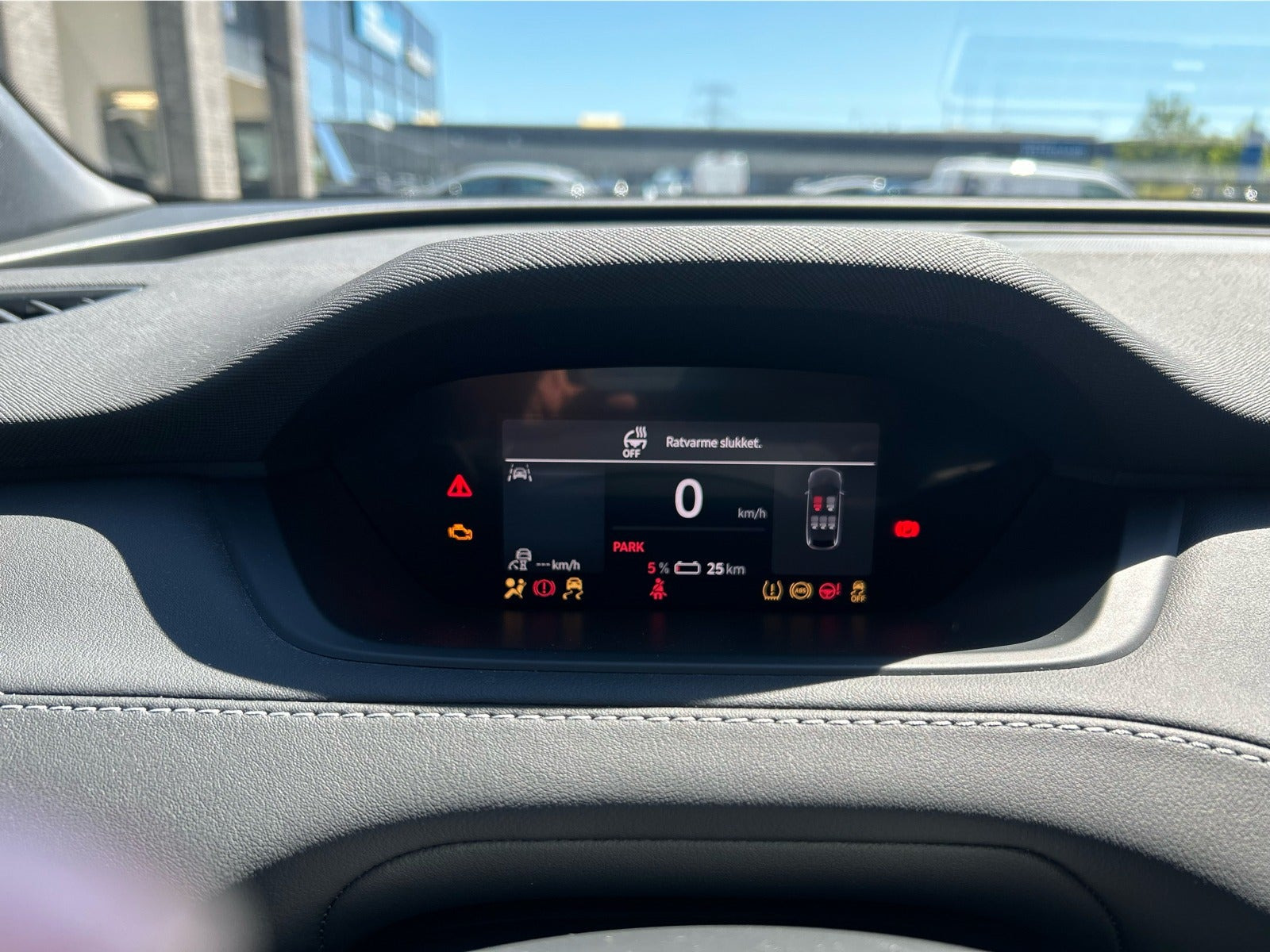 Sort Skoda Enyaq fra 2025