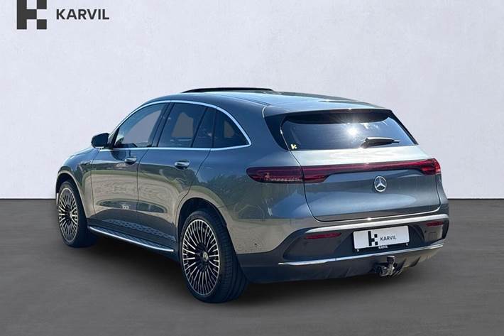 Grå Mercedes EQC400 fra 2021