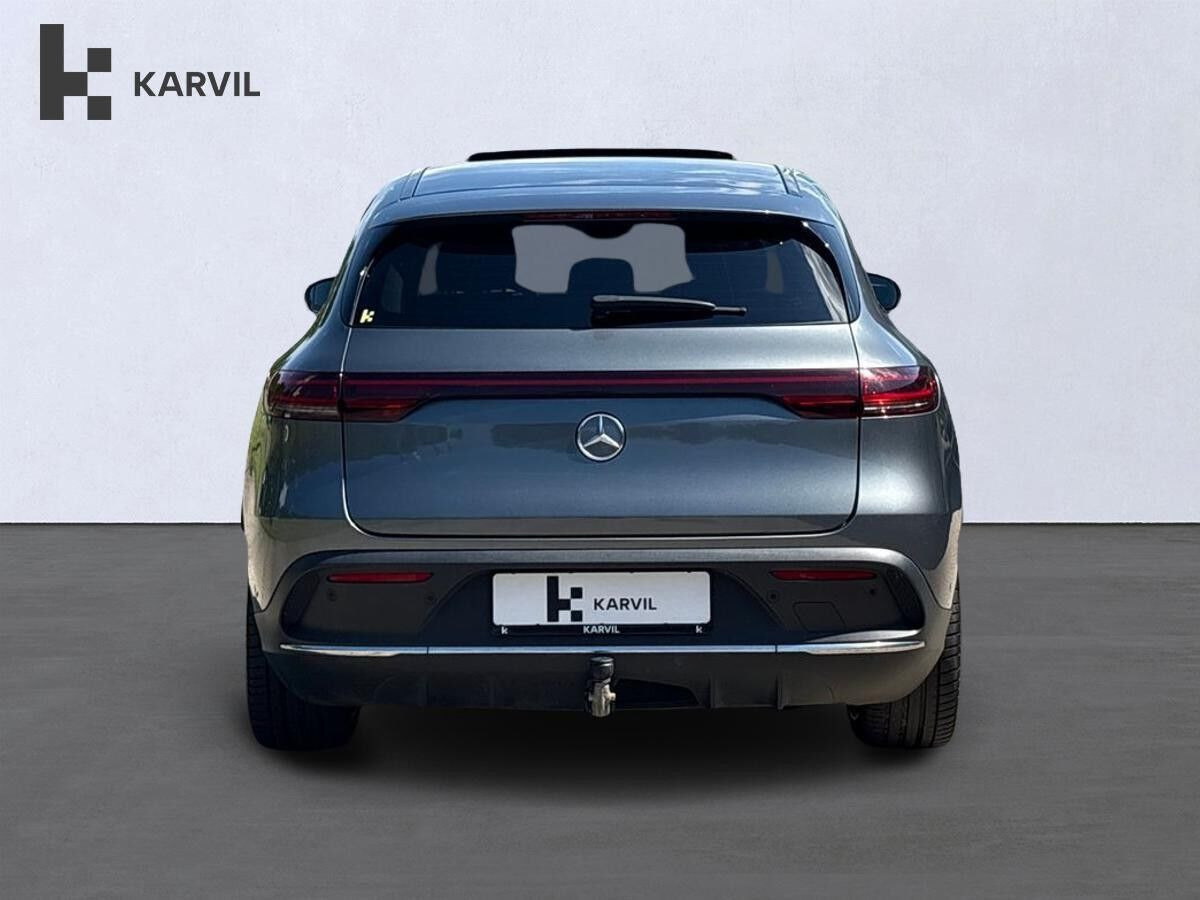 Grå Mercedes EQC400 fra 2021