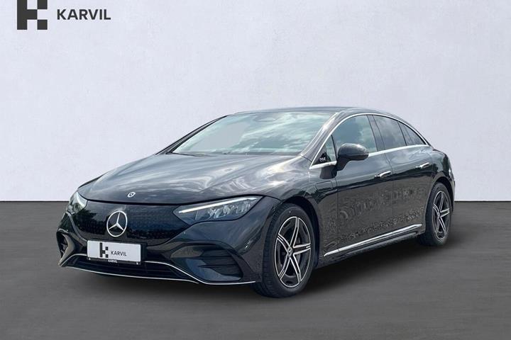Grå Mercedes EQE350 fra 2024 set udefra