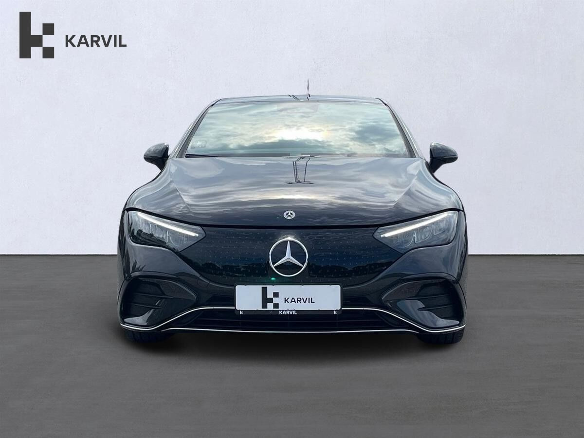 Grå Mercedes EQE350 fra 2024