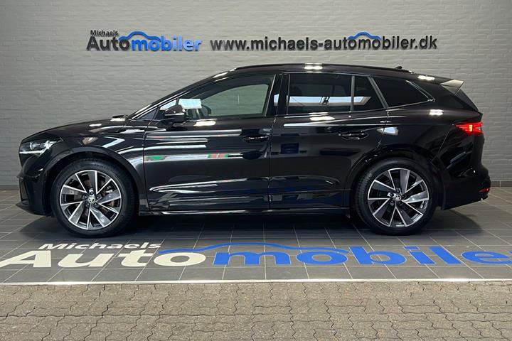 Sort Skoda Enyaq fra 2025