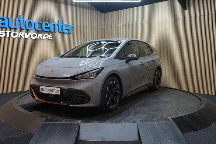 Grå Cupra Born fra 2023