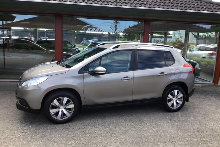 Brun Peugeot 2008 fra 2015
