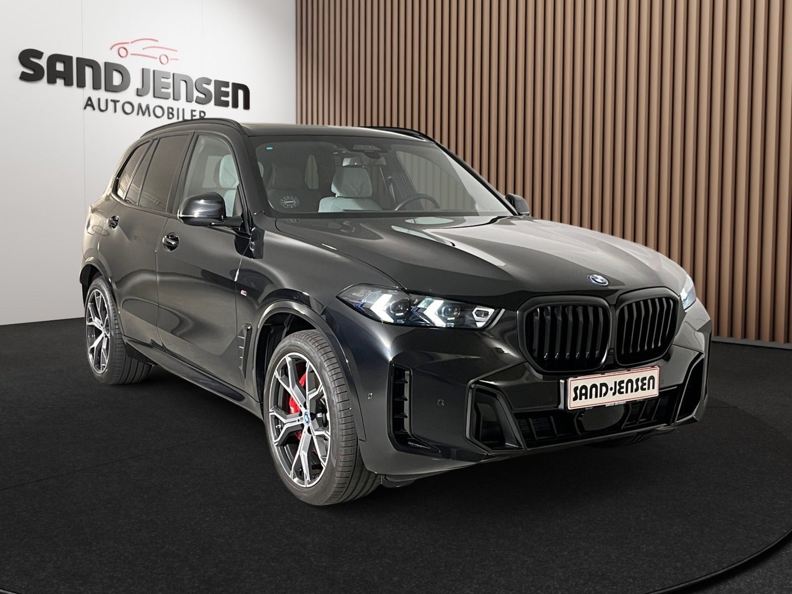 Sort BMW X5 fra 2025