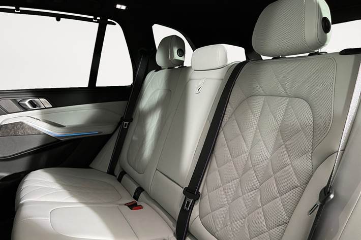 Sort BMW X5 fra 2025